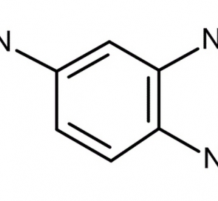 2-Nitro-1,4-phenylenediamine